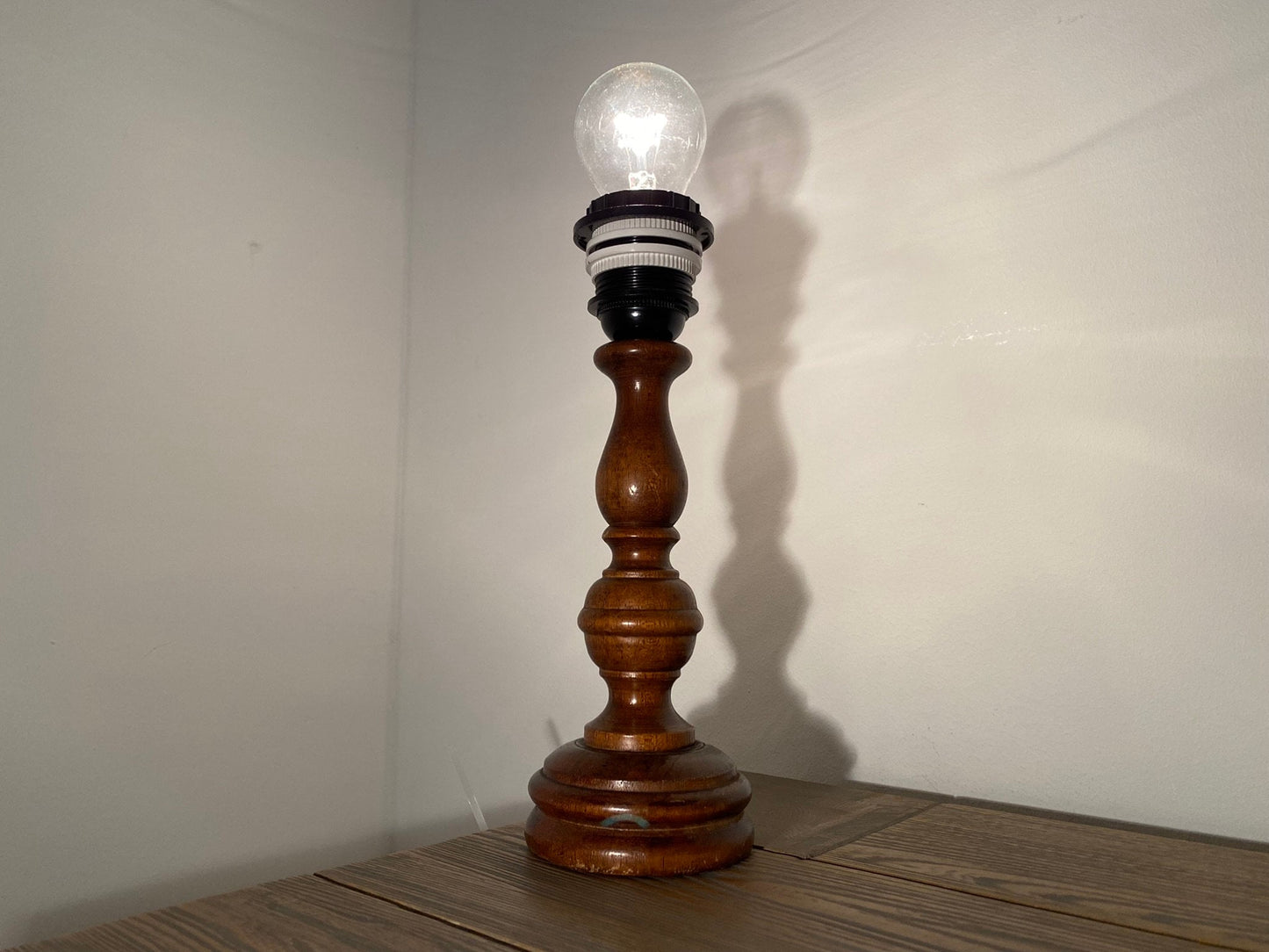 1960s Retro Dark Wood Desk Lamp | Vintage Table Lamp Made Of Dark Wood | Vintage Lighting | Mid Century Modern Lighting | Wooden Base