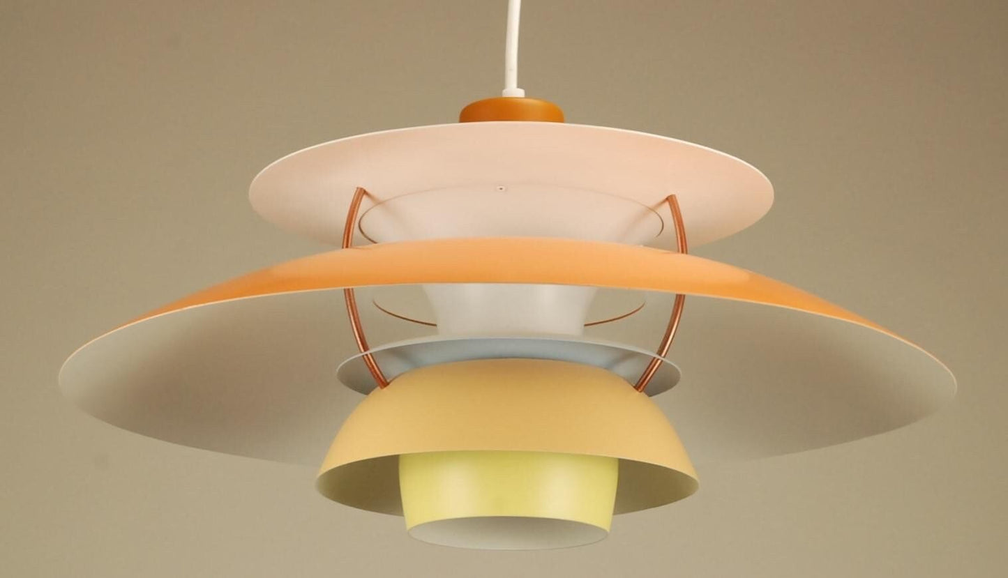 Original Louis Poulsen PH5 Pendant | Vintage 1970's 'Orange/Yellow' | Mid century modern design by Poul Henningsen, Denmark - FancyVintage.nl -
